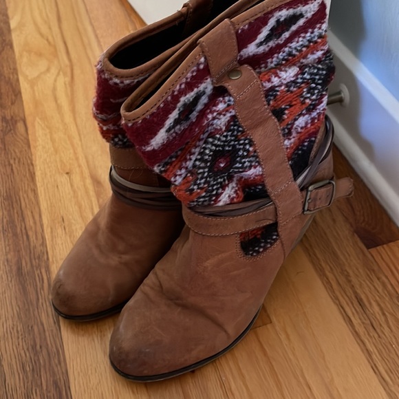 Leather & Knit Steve Madden Buckle Boots - Picture 11 of 13